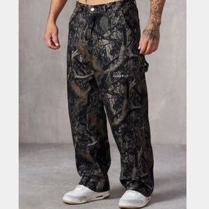 2059 - CARPENTER TREE CAMO JEANS